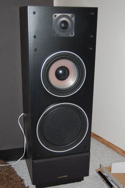 mitsubishi home stereo system