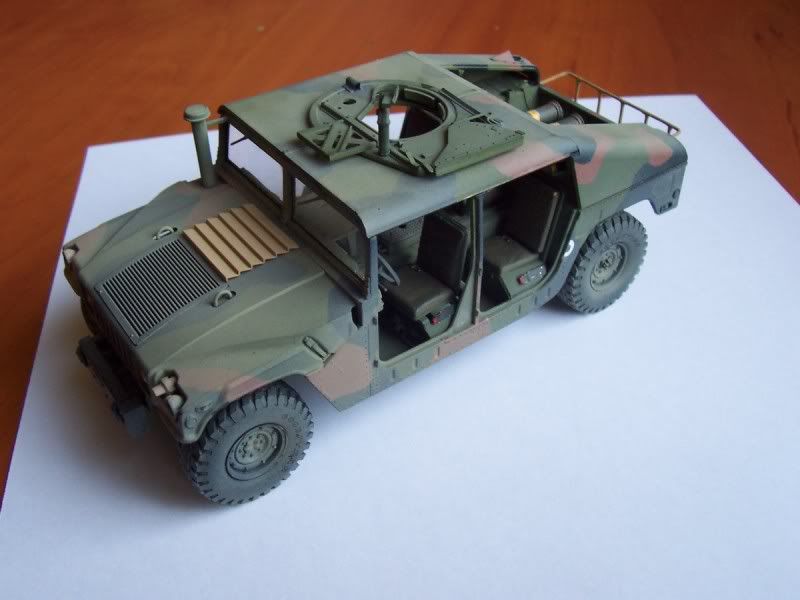 M1046TOW017.jpg